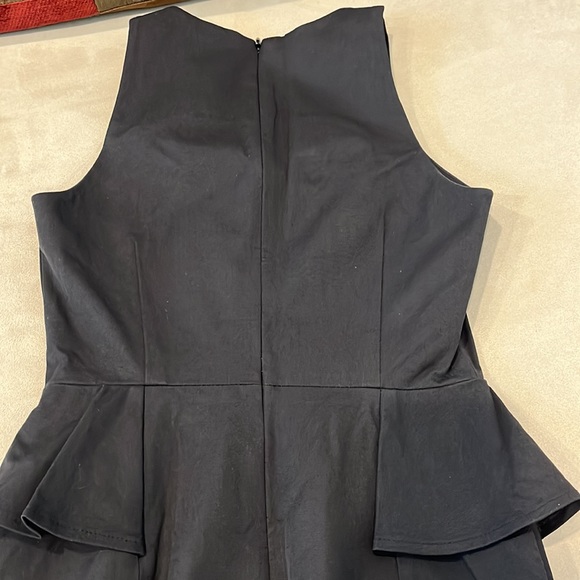 Banana Republic Sleeveless Peplum Dress Size 0 - Picture 6 of 9